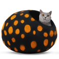 thumbnail image 1 of Woolygon Cama cueva para gatos de fieltro premium - Serie de lunares - Camas de lana para gatitos hechas a mano para gatos de interior - Casas para gatos plegables de lana merino ecológicas (puntos am, 1 of 1