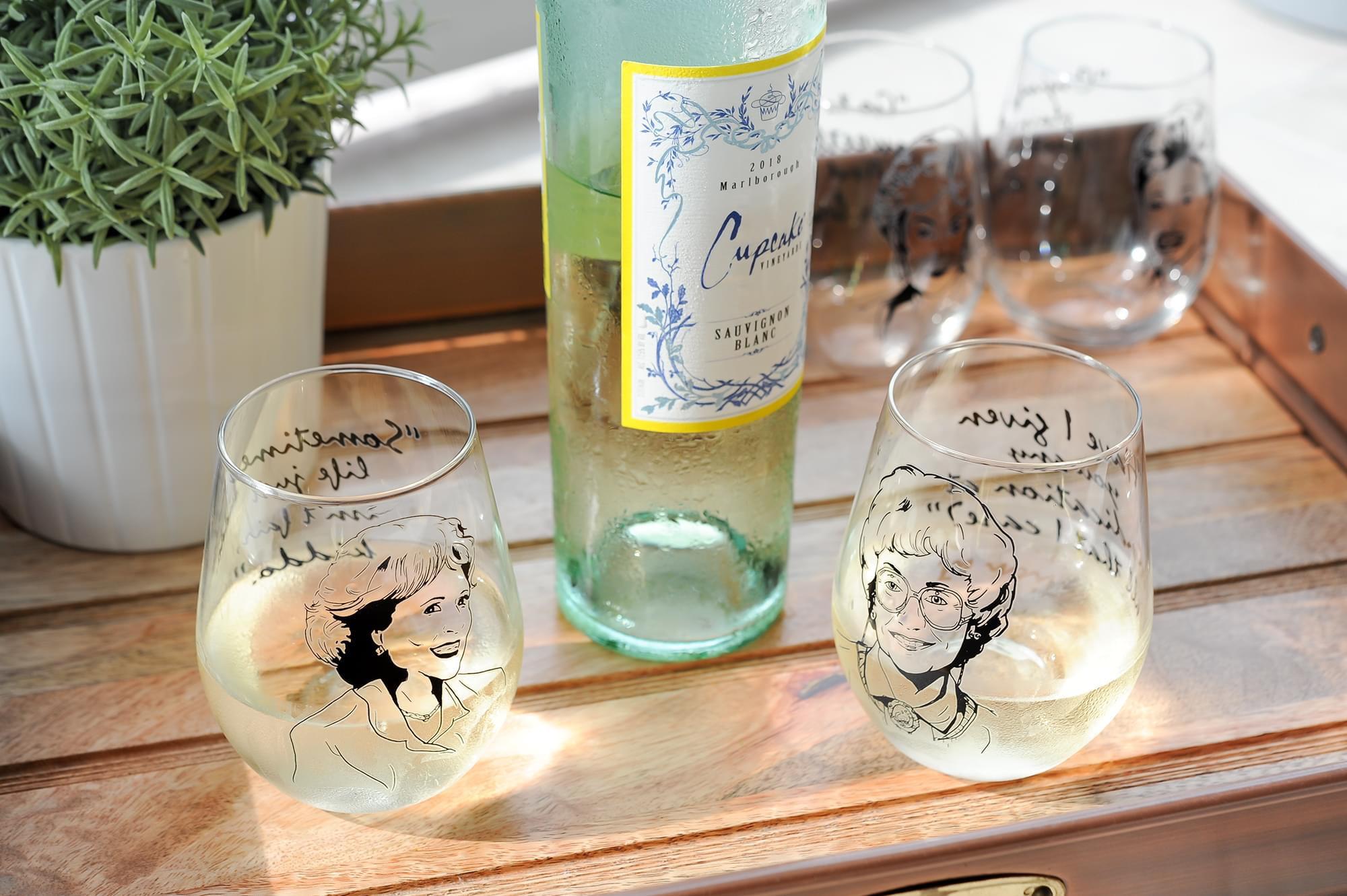 Each Holds 16 Ounces Just Funky The Golden Girls Stemless Wine Glass Collectible Set of 4