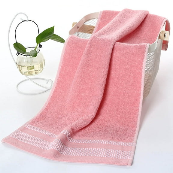 Cinvoph Large Bath Towels 28"x"55, Larger & Lighter Weight, Quicker to Dry, Super Soft and Absorbent for Bathroom, Machine Washable, Pink
