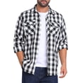 thumbnail image 4 of Camisas de manga larga ajustadas de botones con bolsillo de colores contrastantes para hombres INSPIRE CHIC 2XL Negro Blanco, 4 of 7