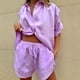 thumbnail image 2 of Conjunto de chándal de 2 piezas para mujer: blusa holgada con botones y pantalones cortos elásticos de cintura alta - Poliéster, color liso, ropa informal/de estar por casa, conjuntos de verano, 2 of 4
