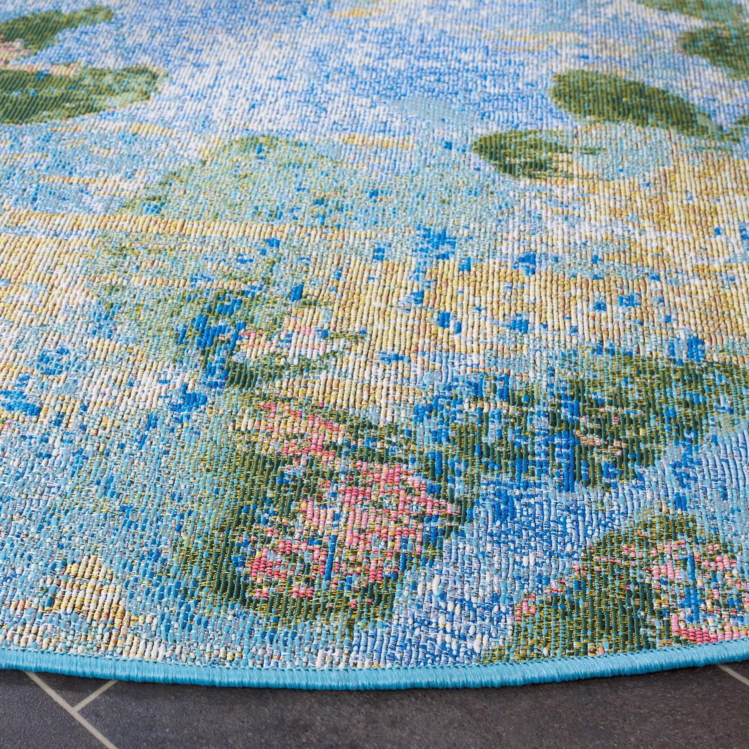 SAFAVIEH Barbados Cedric Floral Indoor/Outdoor Area Rug