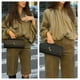thumbnail image 3 of Chaqueta Xunger Puffed Bomber para mujer, color verde, talla M, 3 of 4