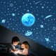 thumbnail image 2 of Pegatinas de estrellas que brillan en la oscuridad, 1 juego de pegatinas de pared de planetas, pegatinas de pared de estrellas luminosas 3D realistas, pegatinas adhesivas luminosas de bricolaje para, 2 of 8