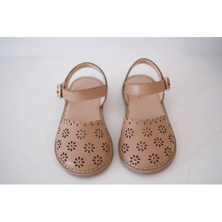 

Homeex Petal Hollow Baotou Velcro Leather Non-slip Soft Sole Small Girls Sandals Khaki 16CM