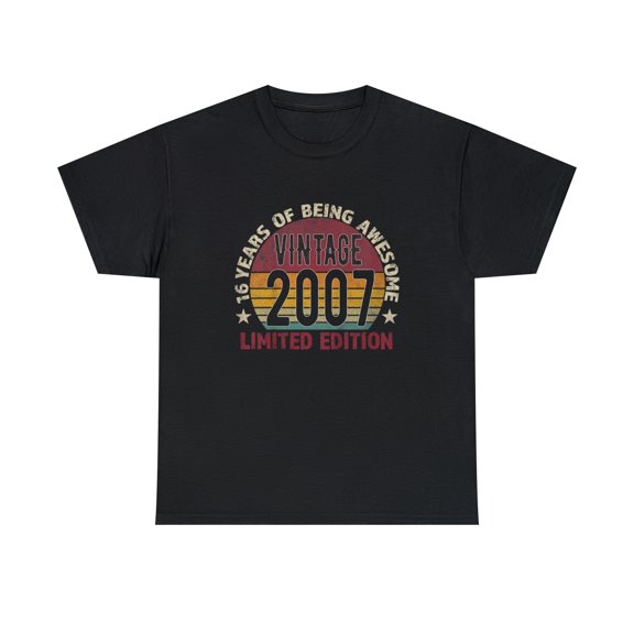 16th Birthday Gift Boy Vintage 2007 16 Years Old Retro Style T-Shirt