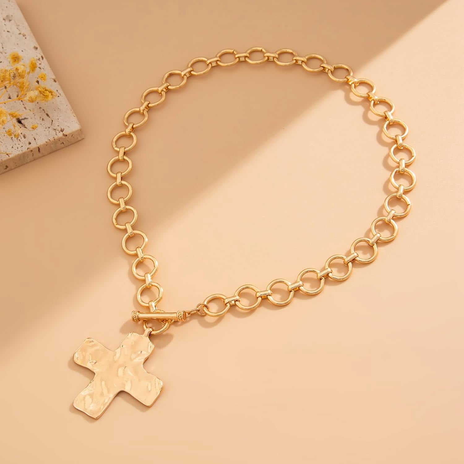 Chunky Cross Necklace for Women Gold Chunky Cross Pendant Necklace Layered Heart Toggle Necklace Hammered Cross Statement Necklace Thick Chain Necklace Jewelry