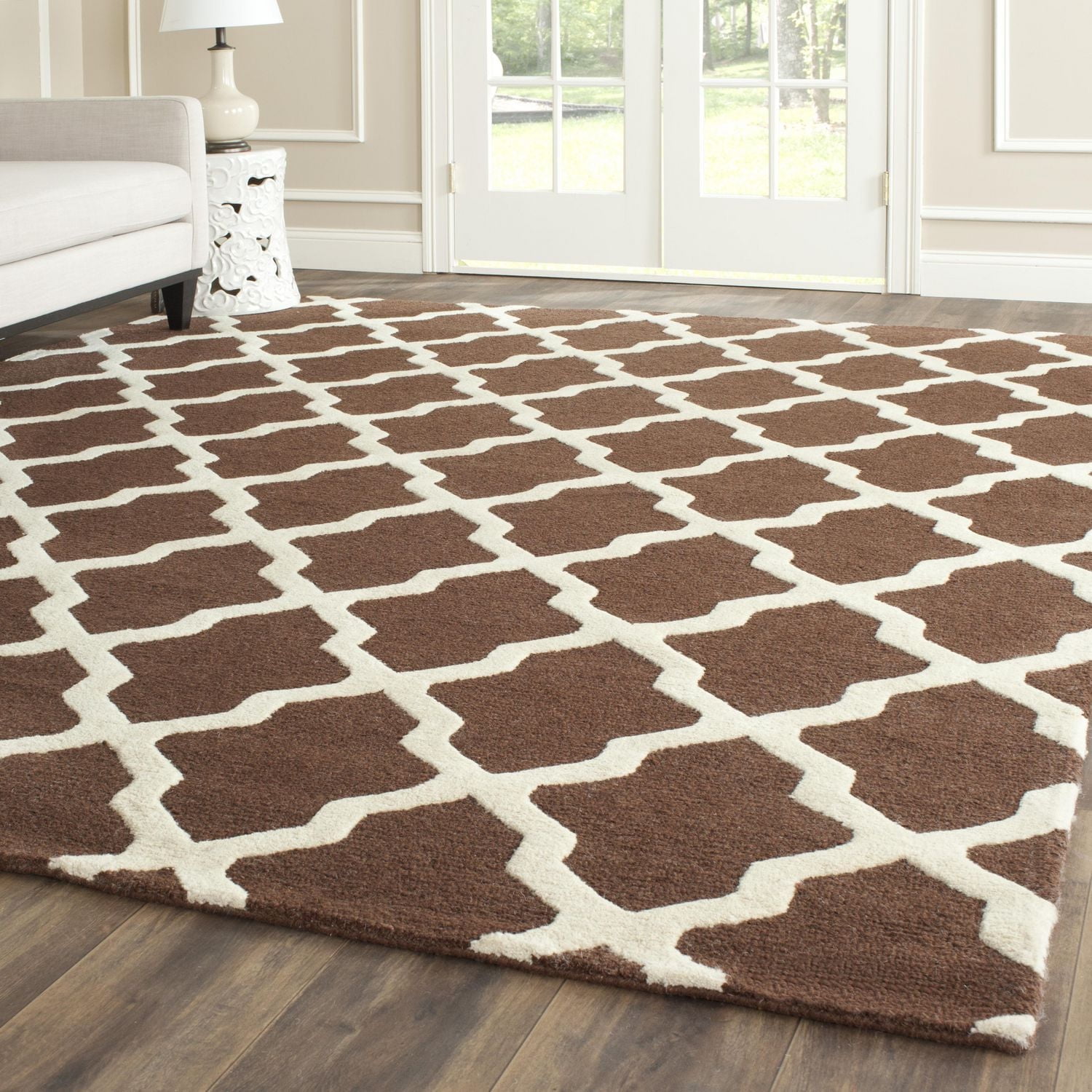 Safavieh Cambridge Liam Geometric Area Rug