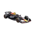thumbnail image 1 of Auto F1 Burago Red Bull Racing RB20 con Casco Escala 1:43 Pérez #11, 1 of 4