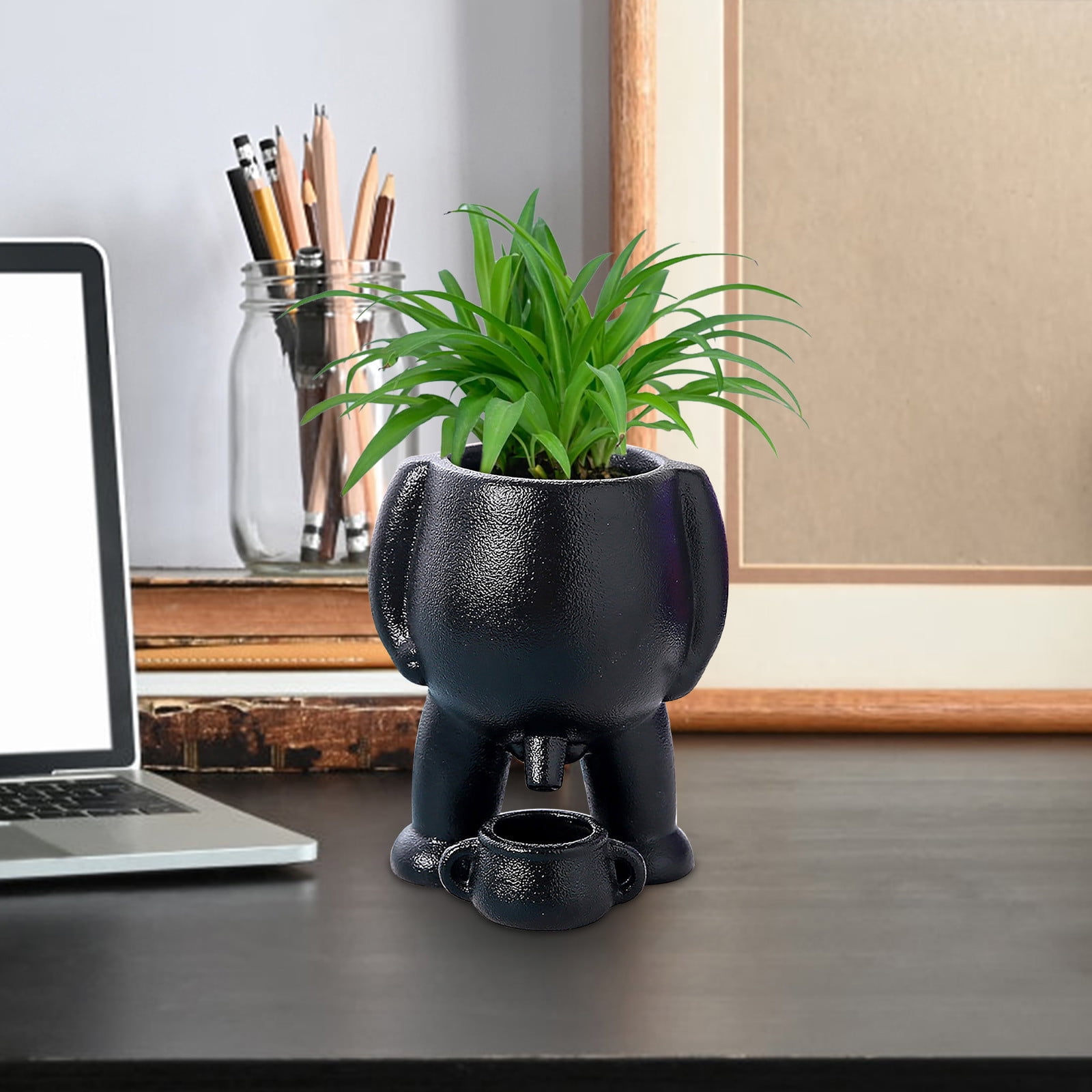Peeing Flower Pot,Peeing Plant Pot,Novelty Planter Pots,Funny Vase Planter,Creative Garden Statue Pot Resin Crafted Home Decor