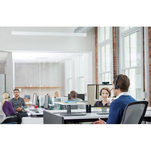 Logitech BRIO Caméra Web 4096 x 2160 Vidéo avec Mise au Point Automatique et Zoom Numérique 5x, Noir