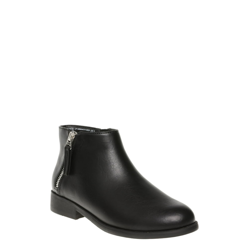 camel colored flat boots