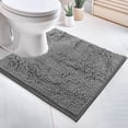 thumbnail image 4 of Alfombra de baño Luxurux en forma de U de microfibra de chenilla gris claro, 4 of 8