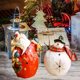 thumbnail image 2 of Lindo Adorno De Resina De Navidad Americano Europeo Retro Santa Claus Muñeco De Nieve Figuritas Estatua Muñecas Artesanías Decoración Del Hogar Moyic HA038915-00, 2 of 6