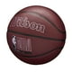 thumbnail image 3 of Baloncesto WILSON NBA Forge Plus para interiores y exteriores, color granate Sz 6, 3 of 6