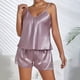 thumbnail image 5 of Conjunto de pijama sexy con cuello en V y encaje para mujer: conjunto de pantalones cortos de color liso, material de poliéster, tallas S-XXL, dos piezas (top y pantalones), 5 of 6