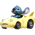 thumbnail image 2 of Coches de juguete Hot Wheels RacerVerse fundidos a presión con controladores de personajes, 2 of 6