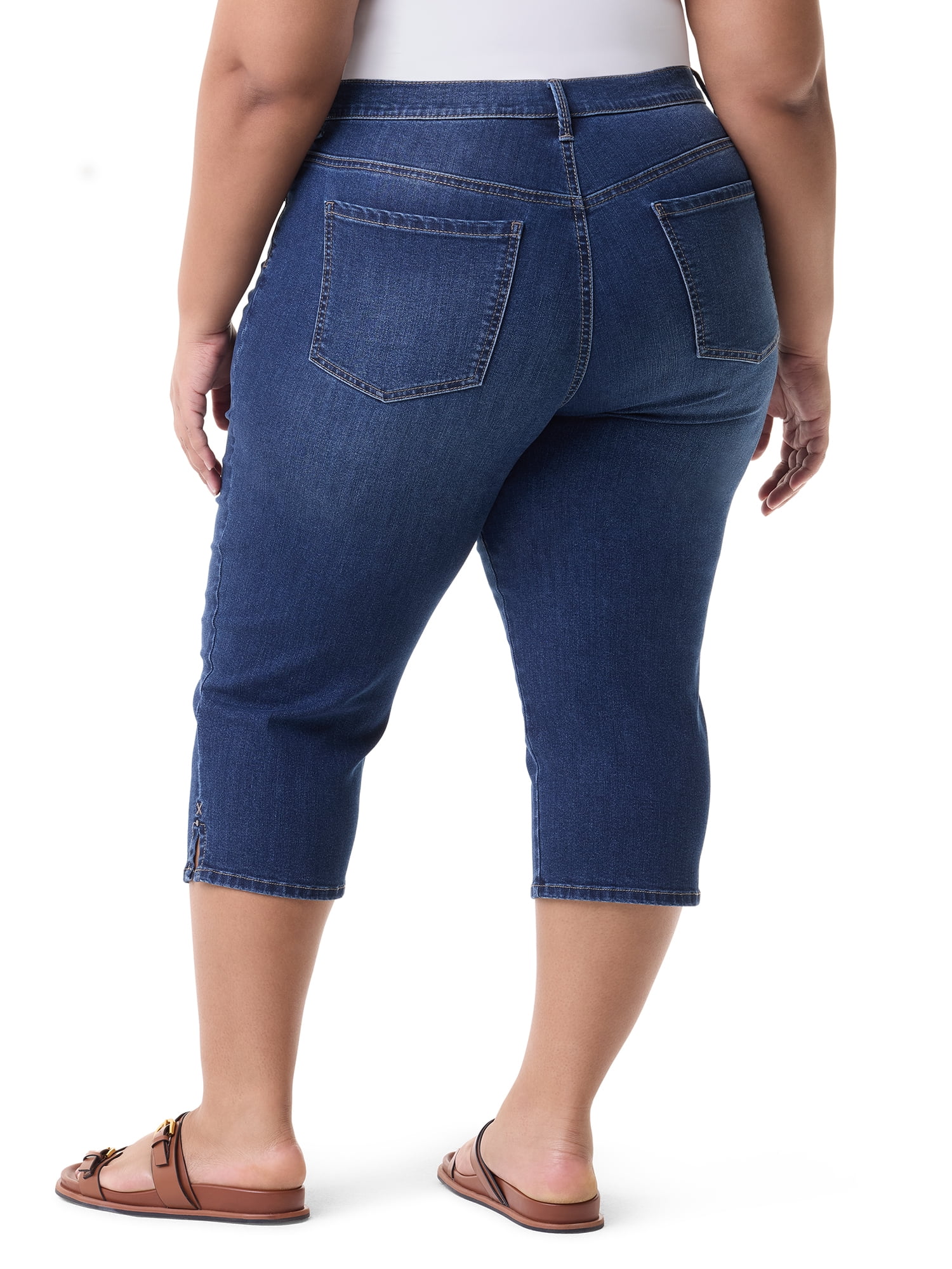 Gloria Vanderbilt Swan Series Women's Plus Amanda 5 Pocket Capri with Slit, Sizes 16W-24W