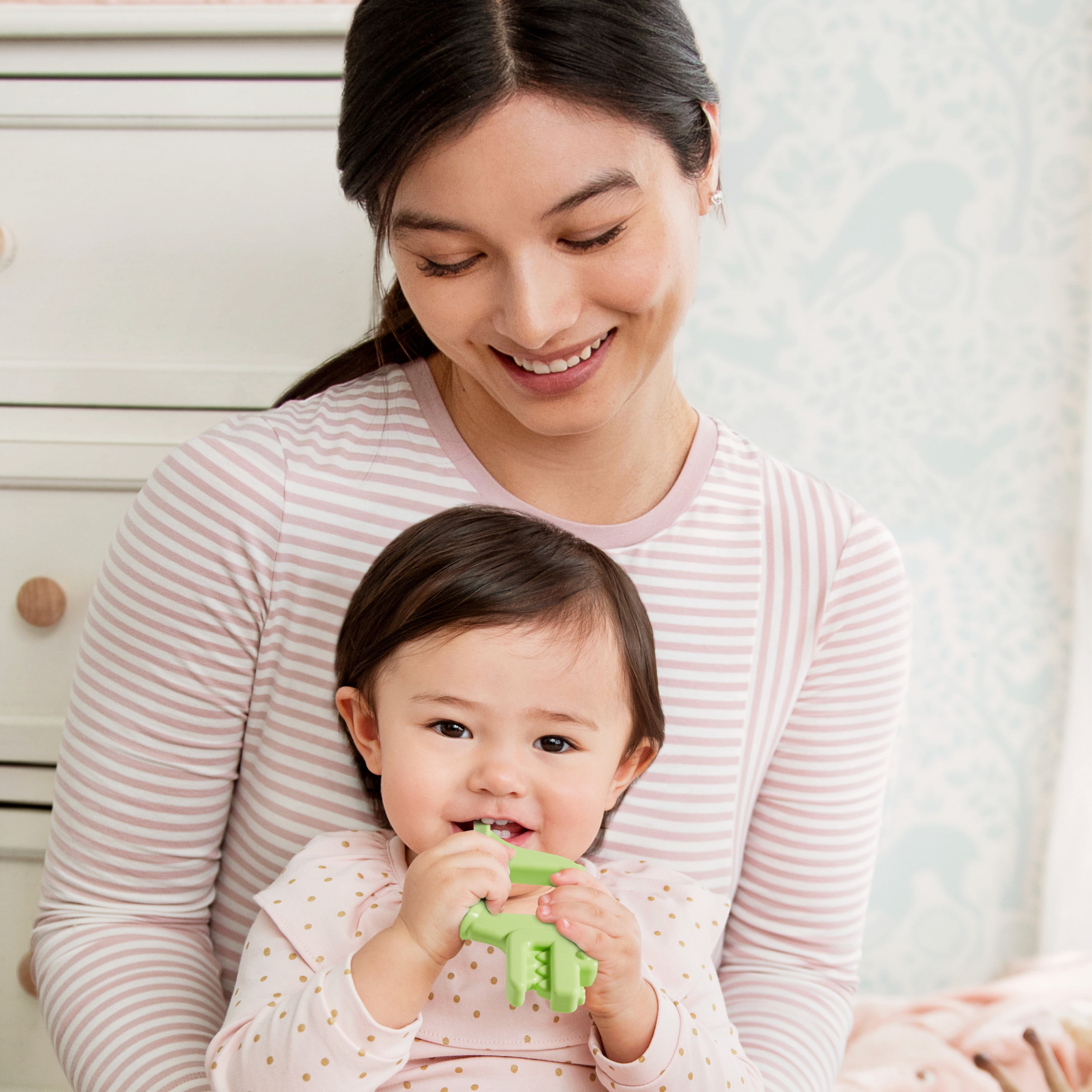 Munchkin® The Baby Toon™ Silicone Feeding Teether Spoon, as Seen on Shark Tank™, Alligator, Unisex