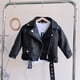thumbnail image 3 of Gibobby Chaqueta de invierno para niñosAbrigo infantil Primavera y otoño Nueva motocicleta Chaqueta corta de cuero para niños y niñas con terciopelo(Negro, 6-7 Años), 3 of 5