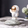 thumbnail image 3 of Soporte para teléfono móvil de astronauta, adornos de escritorio para decoración de estatua creativa para el hogar, decoración de escritorio interior, manualidades, artículos para, 3 of 5