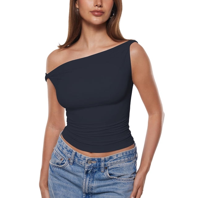 Remera INLYRIC Inbarely Soft con Hombros Descubiertos Azul Marino M