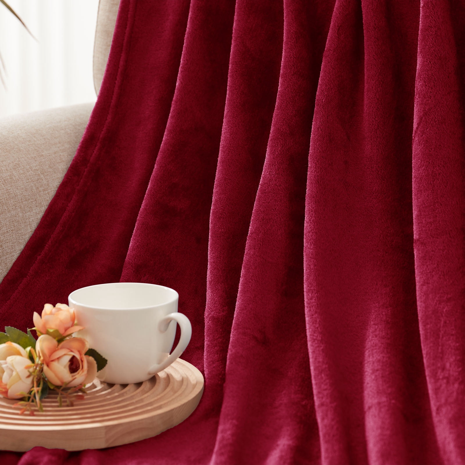 Exclusivo Mezcla Twin Size Flannel Fleece Velvet Plush Bed Blanket as Bedspread, Coverlet, Bed Cover (60"x80", Burgundy)
