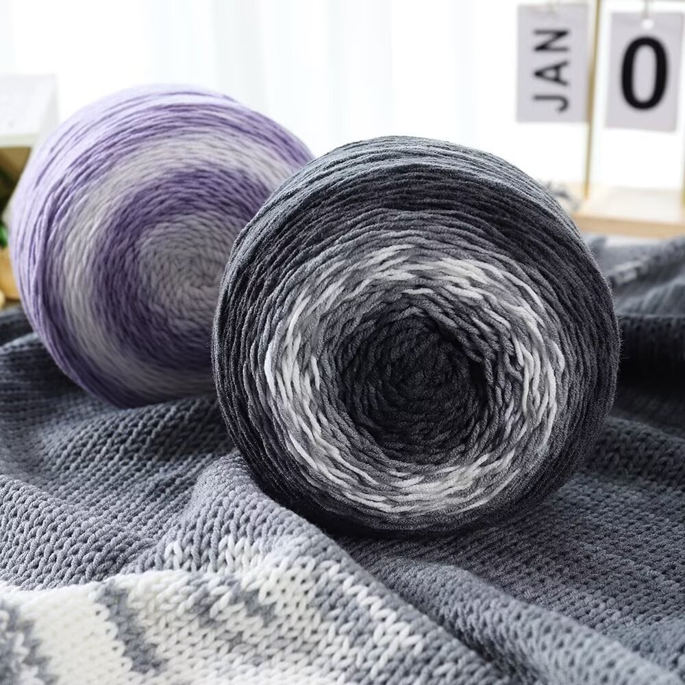 Firefly Hope 400g Ultra-Soft Cotton-Acrylic Blend Yarn, Gradient Variegated Color-Changing Knitting & Crochet Yarn for Scarves/Shawls/Blankets/Craft Projects, Purple Red