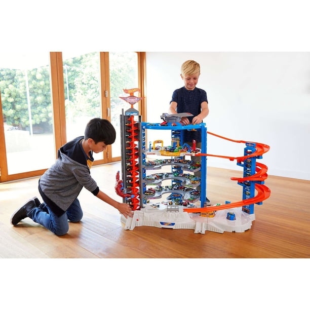 Hot Wheels Super Ultimate Garage Play Set for Indoor Play
