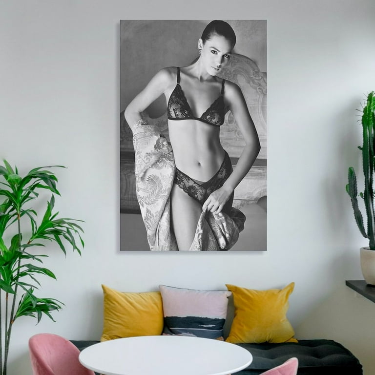 Italian Model Monica Bellucci Black And White Sexy Poste Gifts Canvas Painting Poster Wall Art Decorative Picture Prints Modern Decor 12x18inch(30x45cm) - Walmart.com Italian Model Monica Bellucci Black And White Sexy Poste Gifts Canvas Painting Poster Wall Art Decorative Picture Prints Modern Decor 12x18inch(30x45cm) - Walmart.com
