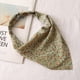 thumbnail image 5 of Paquete de 4 diademas de bandana triangular con pinzas para el pelo para mujer Adepaton BST3007850-5, 5 of 6