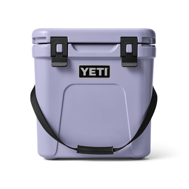 Hielera Yeti Roadie 24 Hard Cosmic Lilac con capacidad de 24 litros