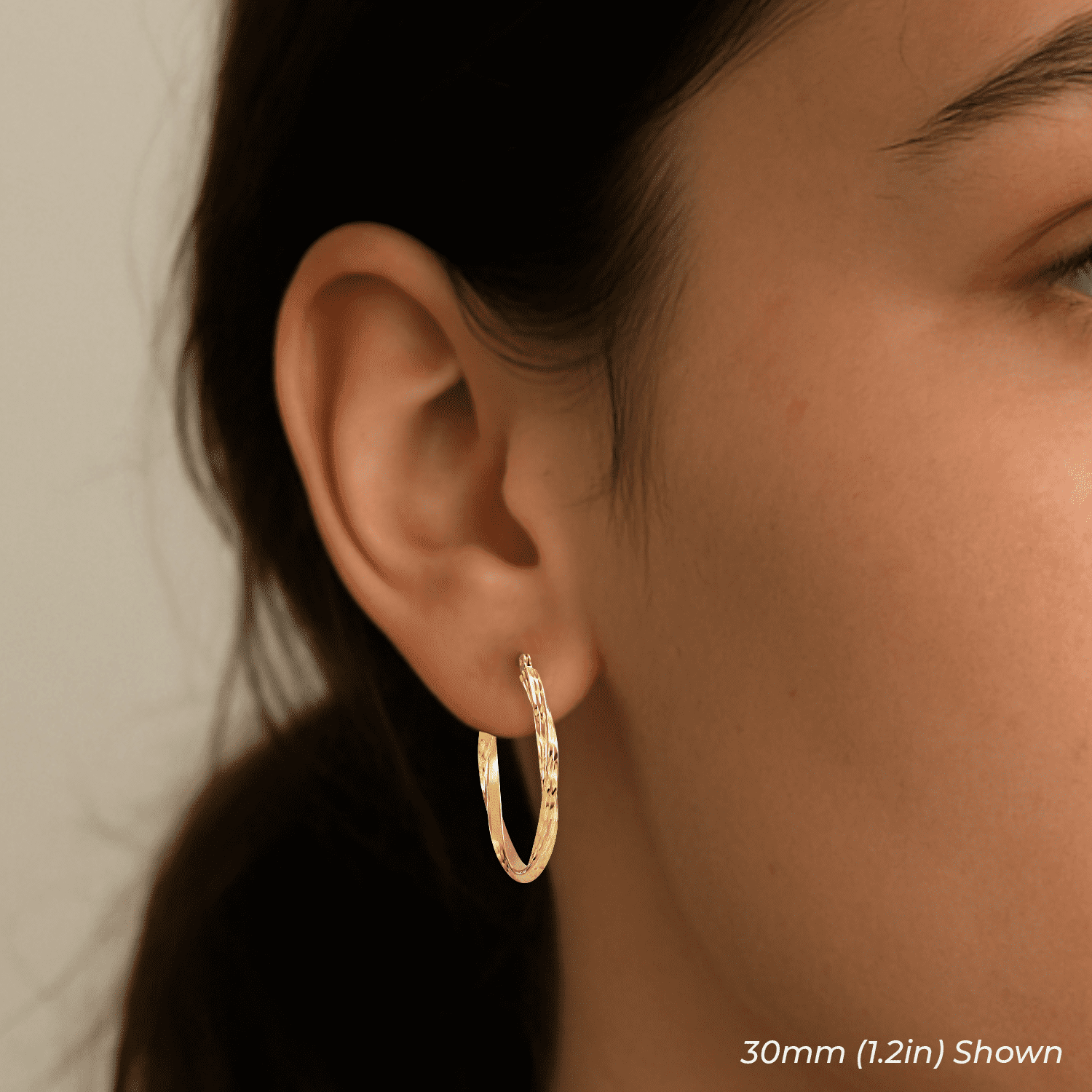 Tilo Jewelry 10K Yellow Gold Twisted Round Hoop Earrings with Diamond-Cut Engraving | 30mm | Everyday Earrings for Women & Unisex