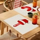 thumbnail image 1 of Mantel con Letras Navideñas para Mesas Festivas, Mantel con Diseño de Banderas para El Té, Mantel para Reuniones Festivas y Restaurantes., 1 of 4