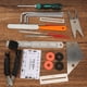 thumbnail image 3 of Juego de herramientas de reparación de guitarra 3 en 1: Bobinadora de cuerdas, regla niveladora, lima para lijar trastes, 3 of 10