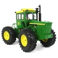 thumbnail image 2 of ERTL 1/16 John Deere 7520 4WD 50th Anniversary Tractor Precision Series 45893, 2 of 8