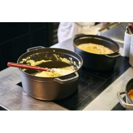 Staub - Cast Iron 13.25-qt Round Cocotte - Black Matte