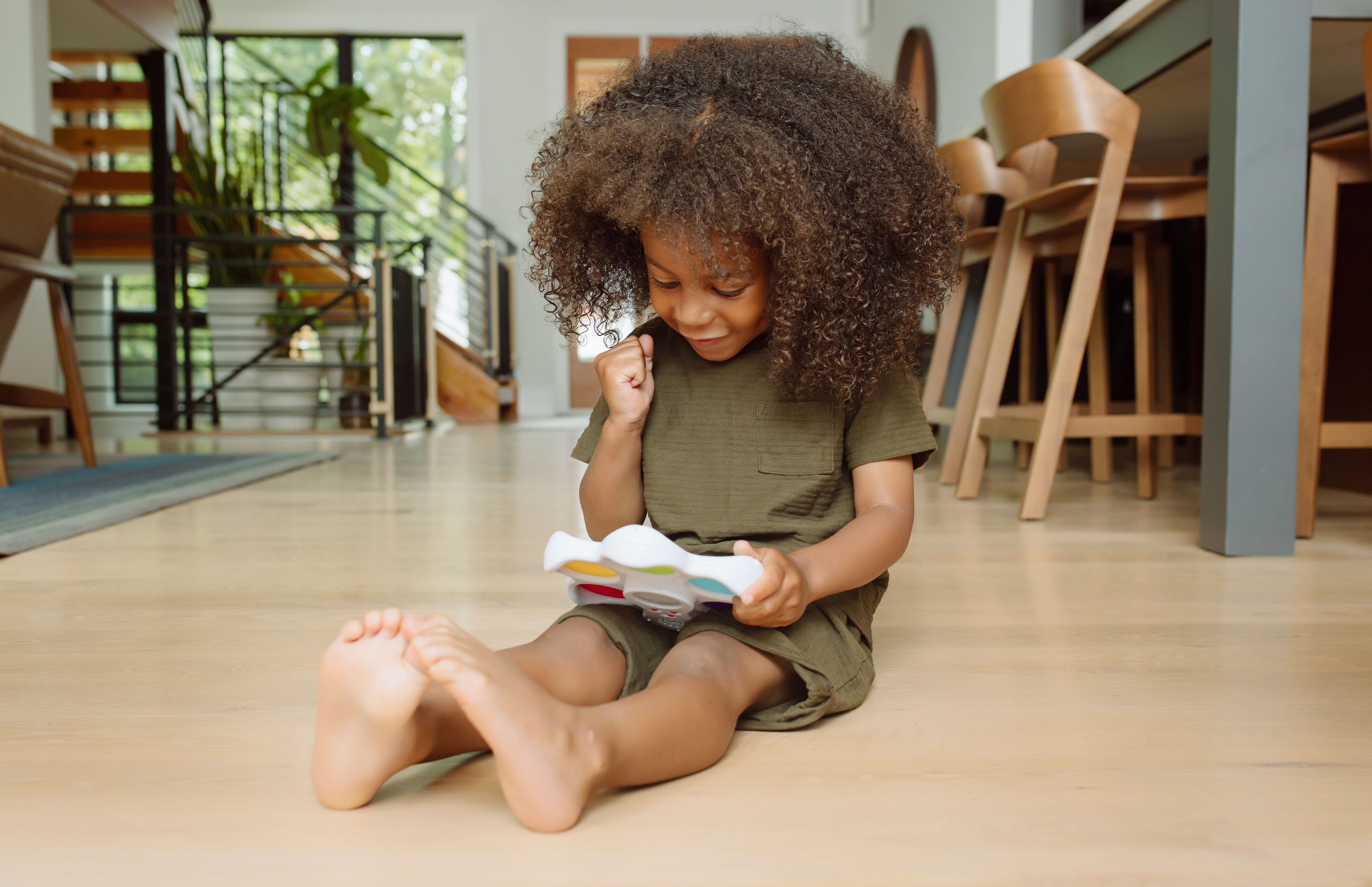 Chuckle & Roar Pop It & Learn Interactive Play for Toddlers Ages 6 Months to 2+ Years by Buffalo Games