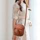 thumbnail image 4 of Bolso de hombro Monedero Satchel Ladies Correa ajustable Sling Bolso de cubo para mujer Bolso con cremallera para compras Cuadernos Marrón Hugo Bolsos de hombro para mujer, 4 of 8