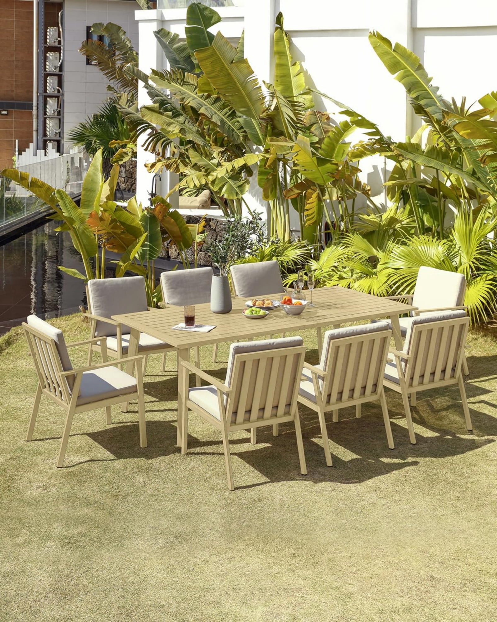Outdoor Patio Dining Chairs Set of 4, Aluminum Outdoor Dining Chairs with Thick Cushions, All Weather Rustproof Patio Furniture for Garden, Deck, Porch, Poolside, Natural
