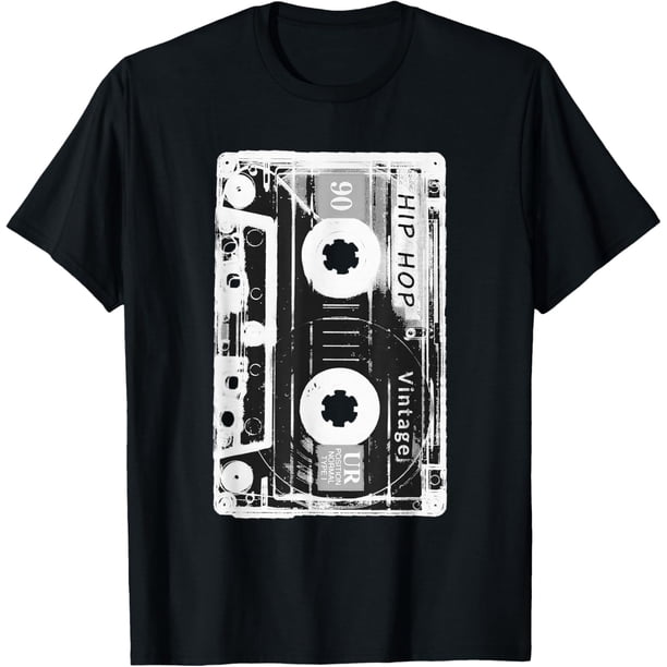 Camiseta retro envejecida con cinta de casete vintage de los años 80 y 90
