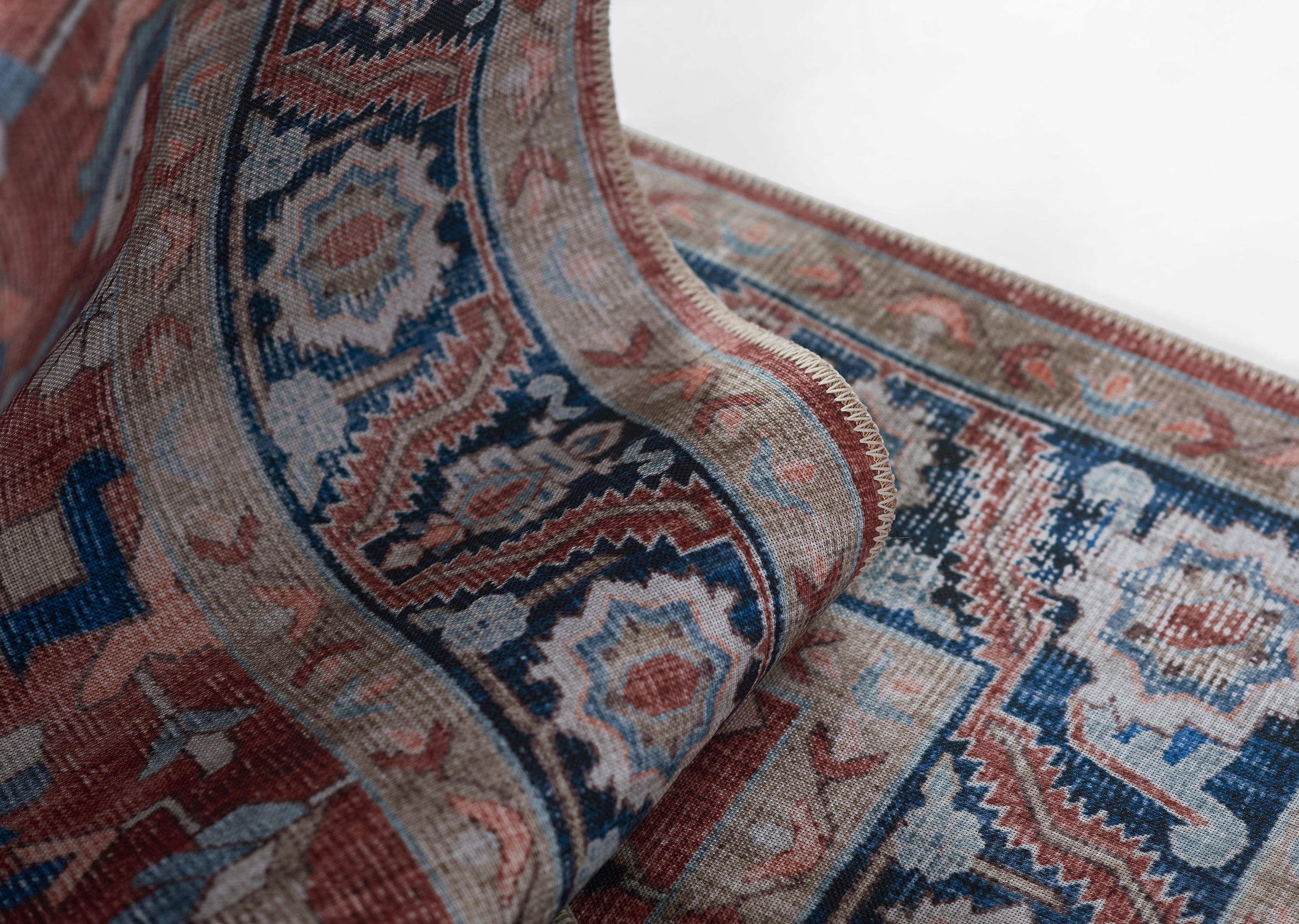 Novogratz by Momeni Doheny Diana Polyester Rust Area Rug 2' X 3'