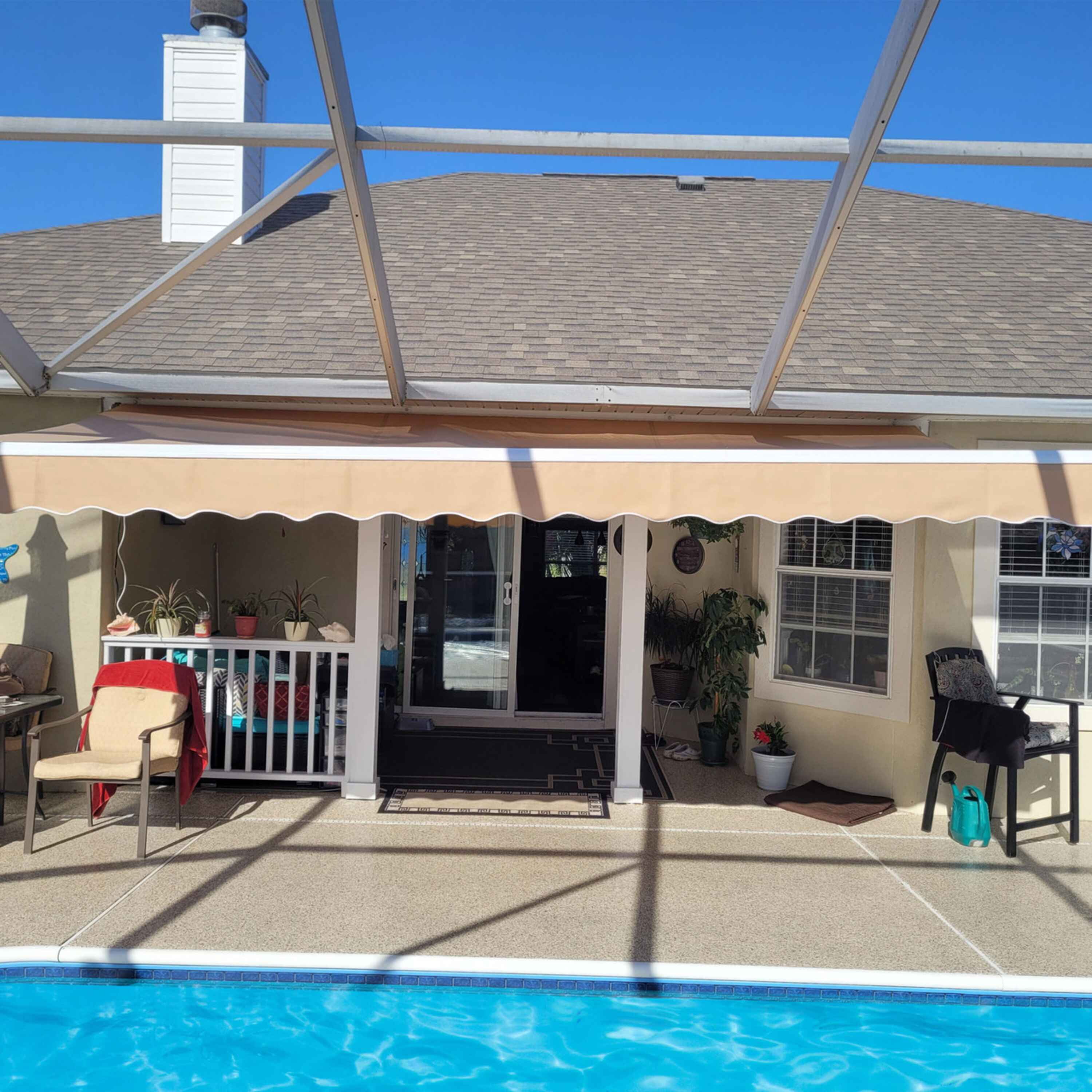 ALEKO 20 x 10 ft Sand Motorized Retractable Patio Awning