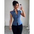 thumbnail image 1 of Blusa Sin Mangas Con Nudo Frontal Ajustada Color Azul, 1 of 12