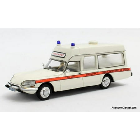 Matrix 1:43 1974 Citroen DS 23 Visser Ambulance: De Grooth Winschote, Holland