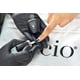 thumbnail image 3 of Gel Polish System Cuccio Veneer, paquete de tratamiento de 13 ml x 4, 3 of 9