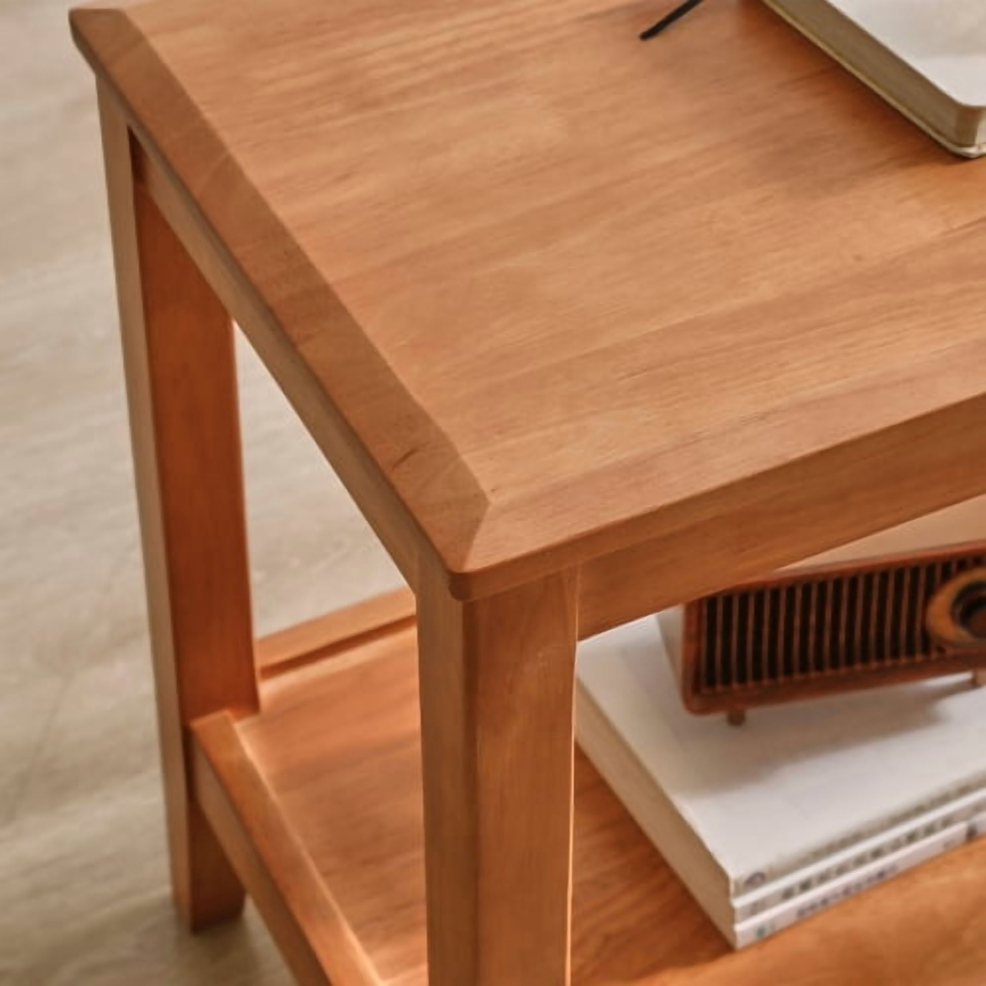 Solid Wood Rustic Side Table, 2-Tier End Table with Shelf, Rubberwood Sofa Table for Living Room, Cherry