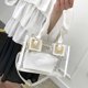 thumbnail image 2 of Bolso de hombro de PVC transparente Bolso de mujer Jelly Clear Beach Tote (Blanco) Likrtyny Para estrenar, 2 of 8
