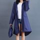 thumbnail image 3 of Moyic Poncho largo impermeable para mujer y niña, chubasquero con capucha para exteriores, ropa impermeable Riancoat Paraguas de lluvia Azul profundo L Moyic JJ13982-11, 3 of 6