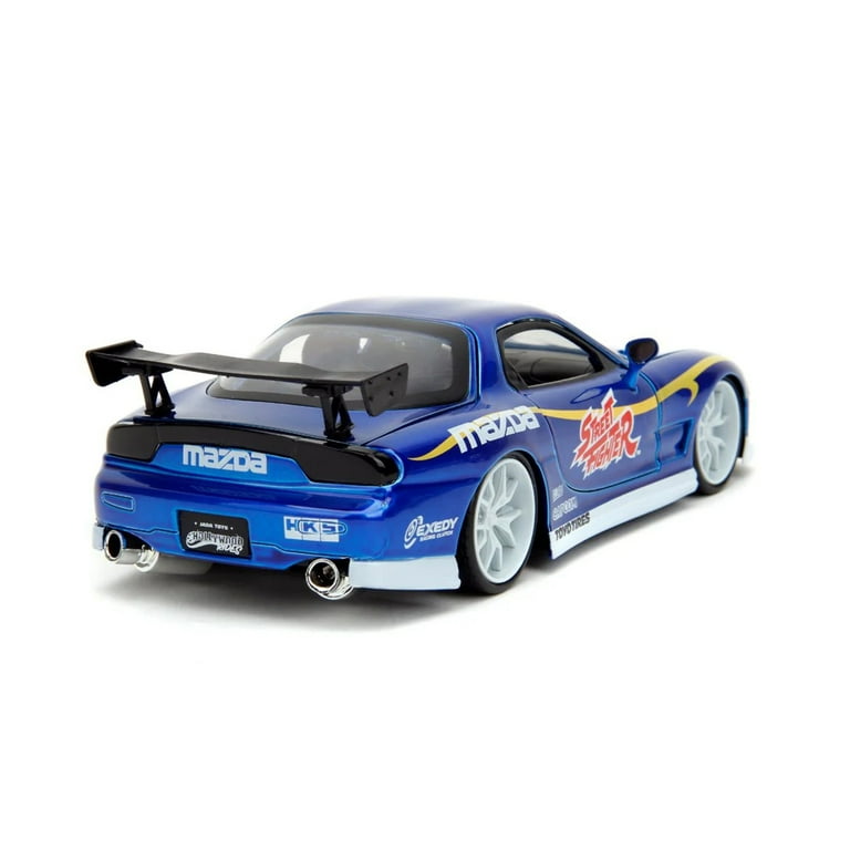 Street Fighter 1:24 1993 Mazda RX-7 Die-Cast Car & 2.75